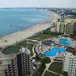 Admiral Plaza C52 Sunny Apartman Napospart
