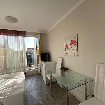 Daire Admiral Plaza C52 Sunny