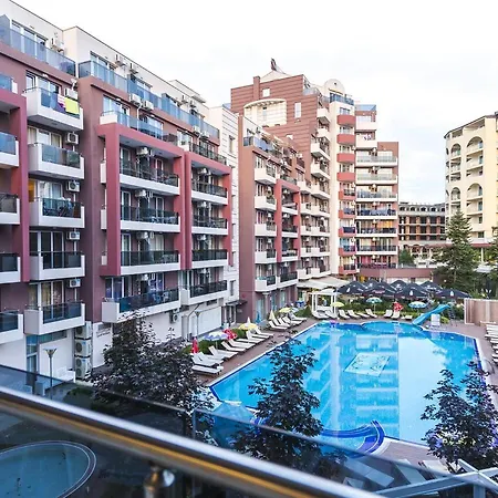 Admiral Plaza C52 Sunny *