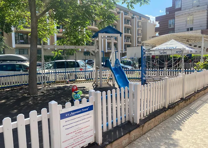 Admiral Plaza C52 Sunny